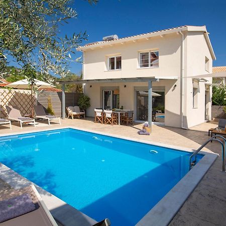 Grappolo Lefkada Villas - Vilana Ideal For Families And Small Groups Apólpena Kültér fotó